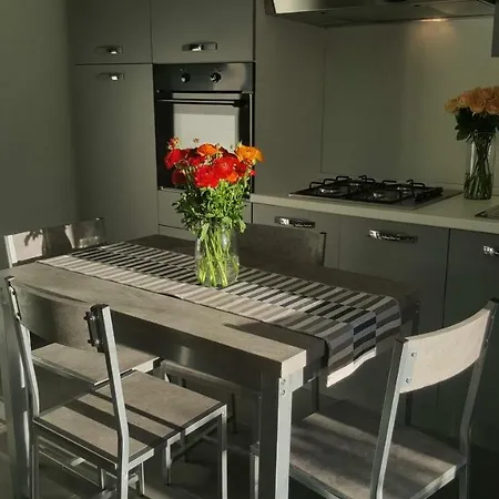 Marianna Garda Peschiera del Garda